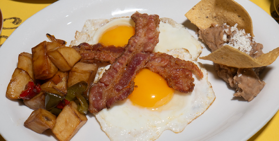 Huevos al Gusto en Rodeo Los Charros